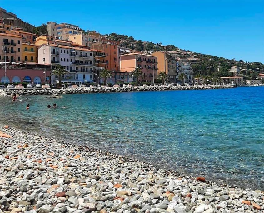 Sweet Liana Un Tuffo Nel Cuore Del Paese Porto Santo Stefano (Grosseto) Exterior foto